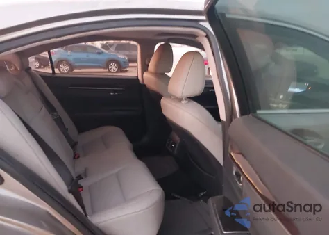 2016 Lexus Es 300H z USA, uszkodzony, nr VIN JTHBW1GG2G2109251